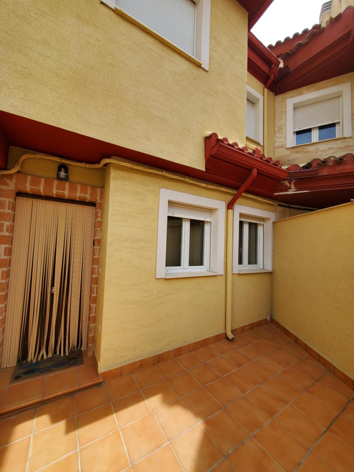 Casa 25 *